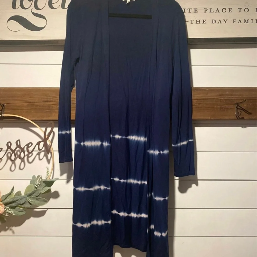 Long Cardigan - Picture 2 of 3